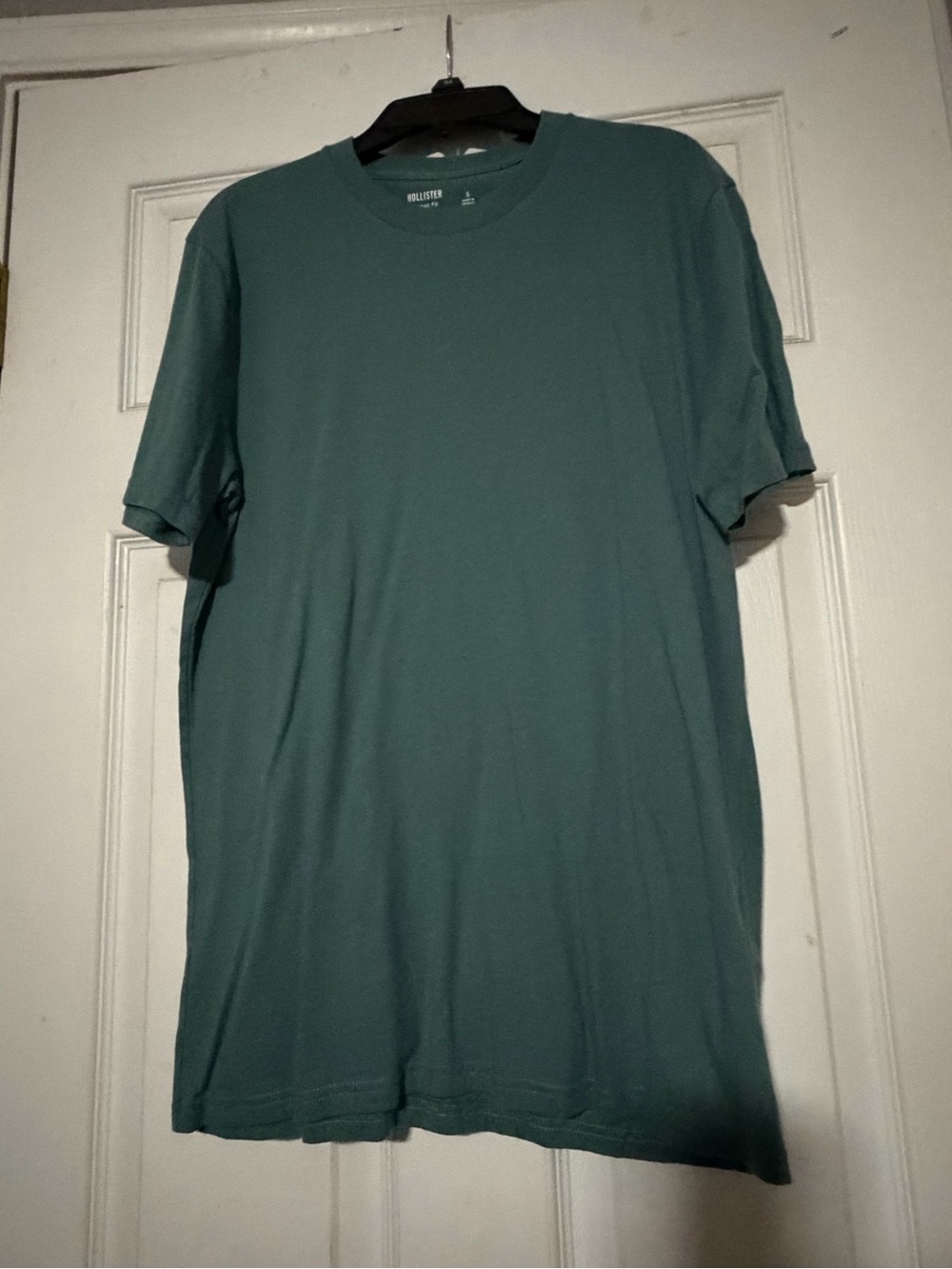 Hollister Men's Short Sleeve Crewneck Tee in Teal